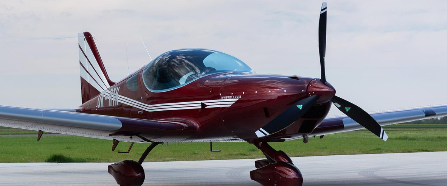Bristell B23 in Dark Red Metallic