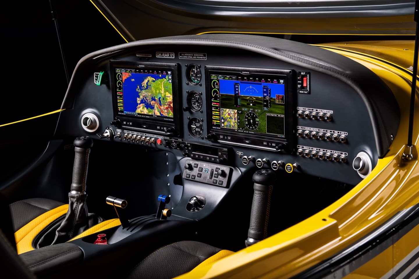 Bristell B8M Garmin G3X Touch glass cockpit panel