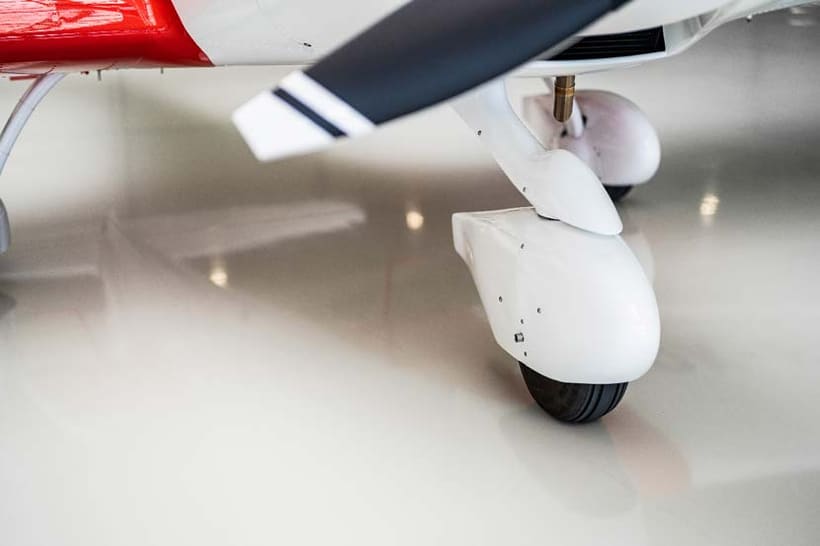 Bristell B23 nose landing gear with the steerable nose wheel