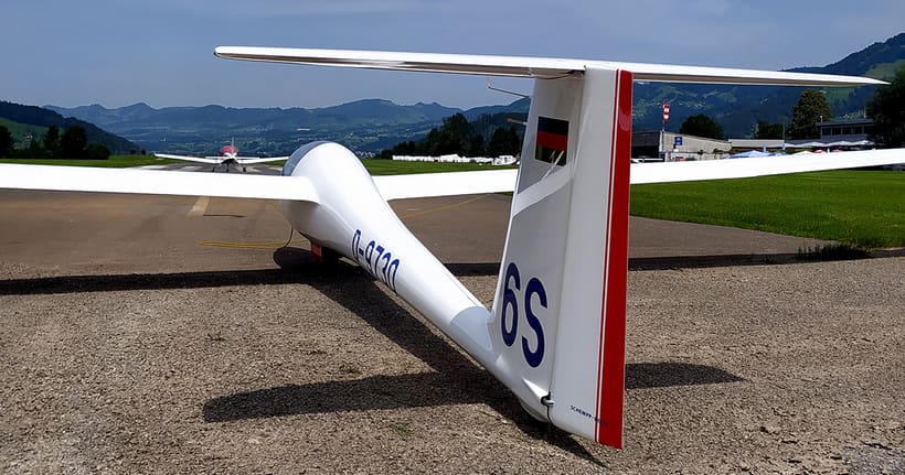 Glider towing in swiss aeroclub Schänis