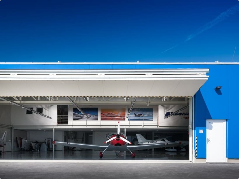 The second BRM AERO hangar under construction, 2014