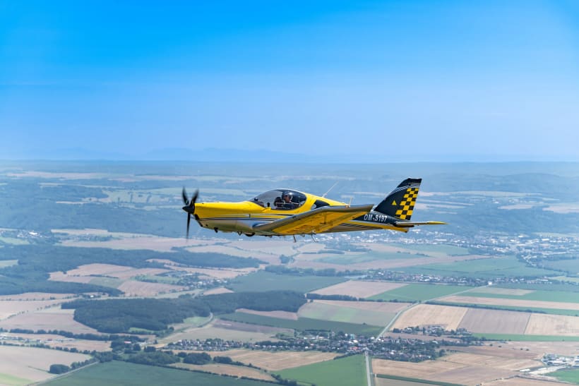 UL/LSA RG M 912iS