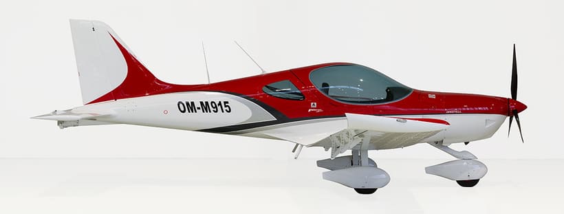 Bristell 110 side view