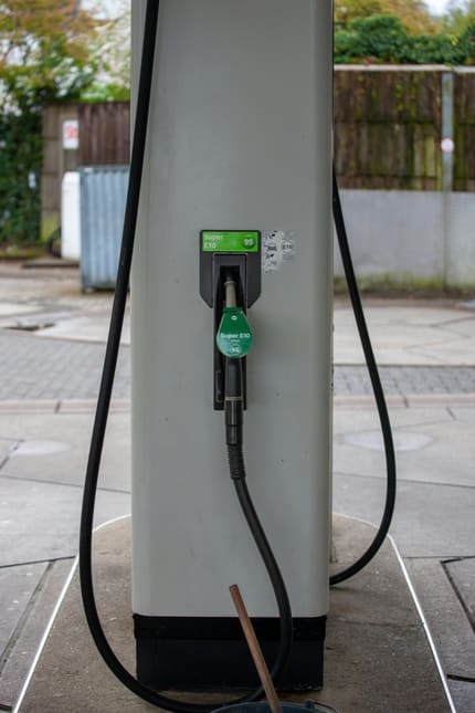 Refuelling a Bristell with MOGAS at a fuel station