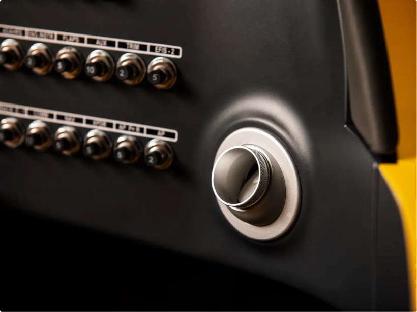 Row of cockpit push-pull knobs including the cabin heat and demisting controls.