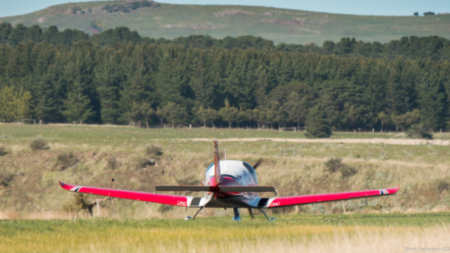 Conquering Australia by air and Guiness book of records