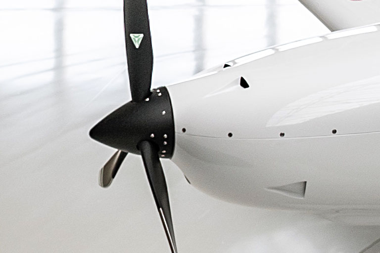 BRISTELL B23 Turbo hydraulically adjustable propeller