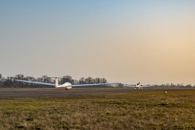 Towing the glider by BRISTELL airplane