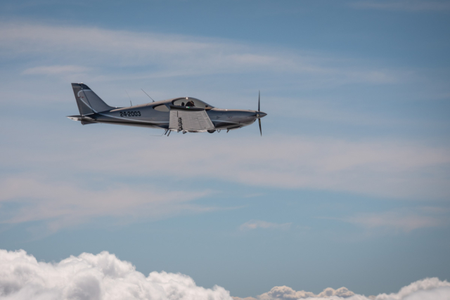 Flight of the first RG airplane in Australia