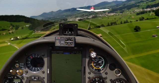 Glider towing demo in swiss aeroclub Schänis